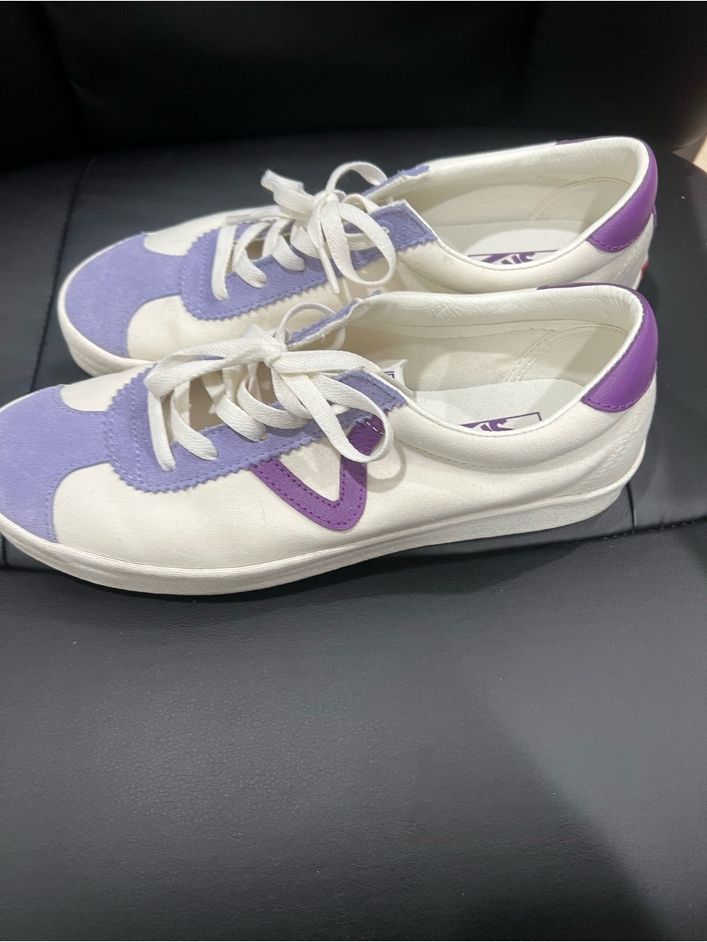 Vans White Sneakers with Lavender and Purple Accents - Picture 2 of 6